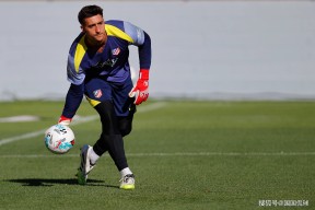 熊猫体育官方网站-国际比赛日比利亚雷亚尔调整名单以备足总杯，战术微调环节打磨，更衣室稳定，训练强度明显提升