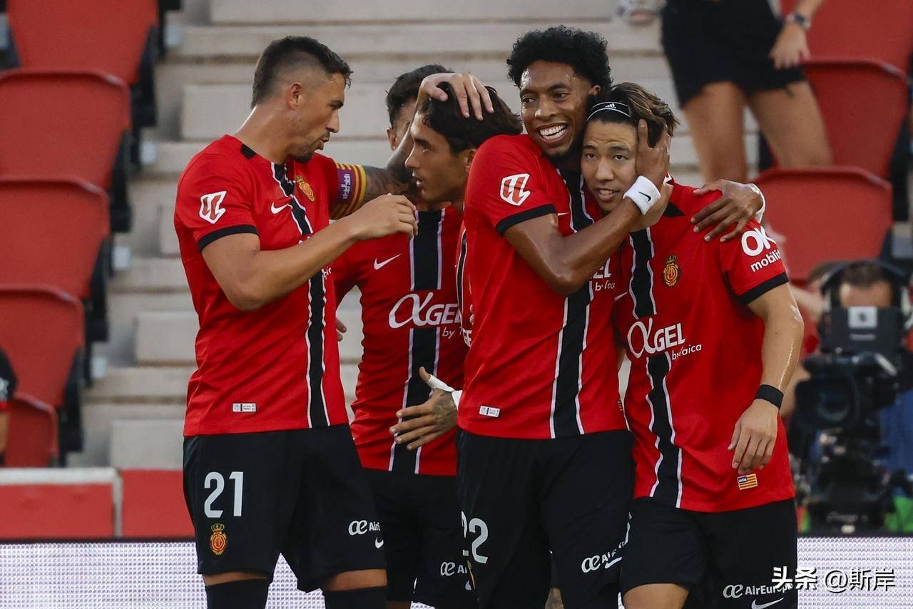 今夜体能课后；里昂豪取连胜备战西甲；态度坚定；阵容厚度经受考验